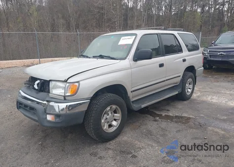 1999 Toyota 4Runner z USA, uszkodzony, nr VIN JT3GM84R4X0050585